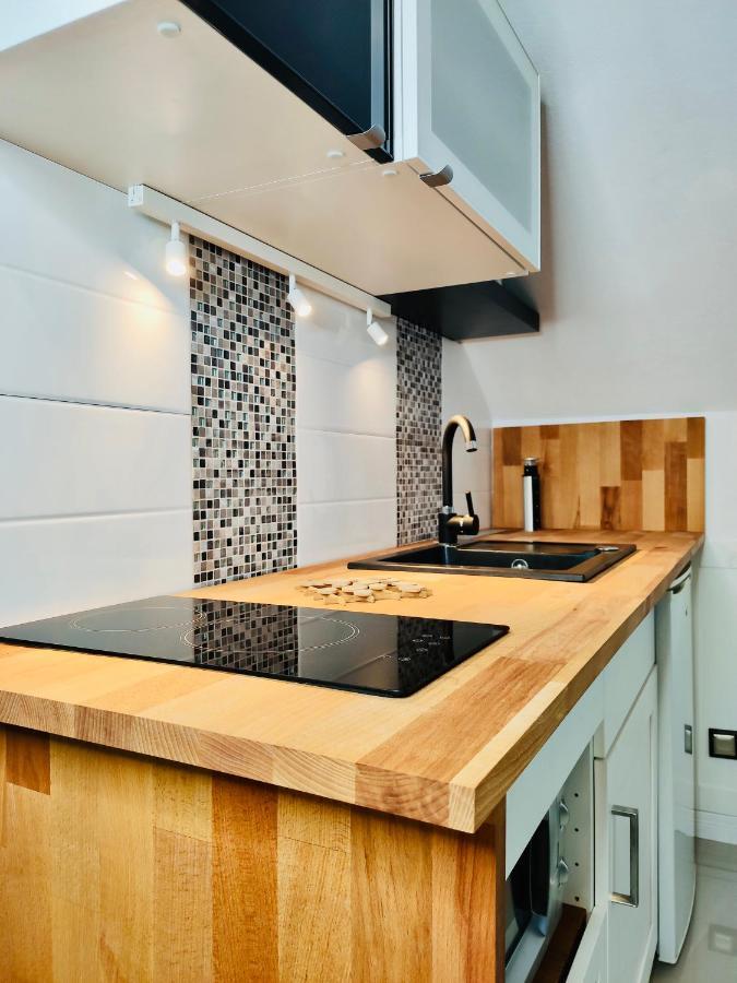 Iwona Pokoje Apartamenty Karwia Dış mekan fotoğraf