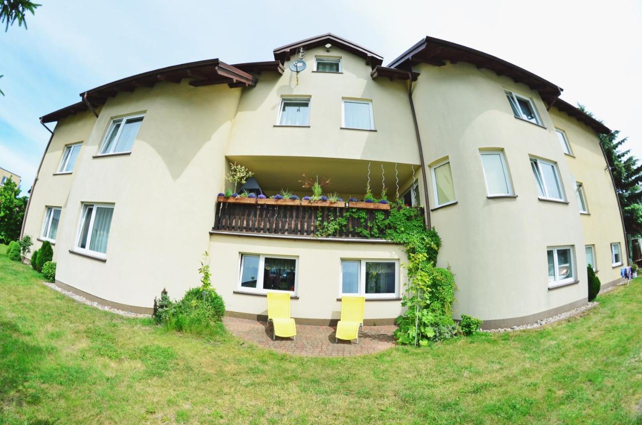 Iwona Pokoje Apartamenty Karwia Dış mekan fotoğraf