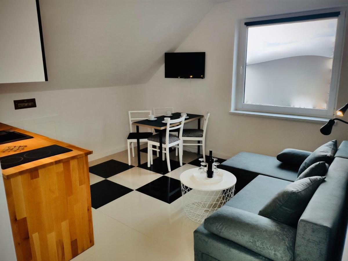 Iwona Pokoje Apartamenty Karwia Dış mekan fotoğraf