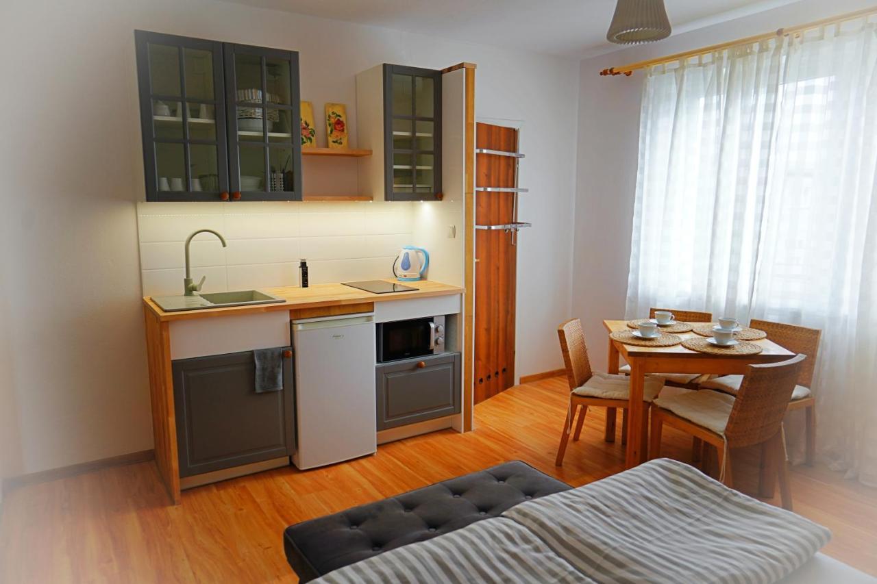 Iwona Pokoje Apartamenty Karwia Dış mekan fotoğraf
