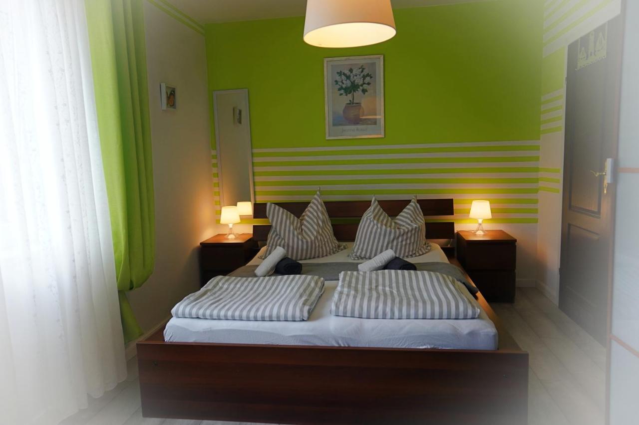 Iwona Pokoje Apartamenty Karwia Dış mekan fotoğraf