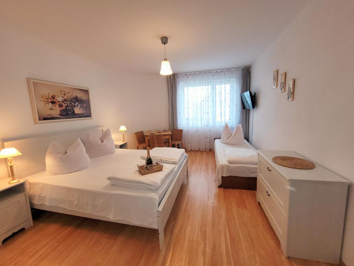 Iwona Pokoje Apartamenty Karwia Dış mekan fotoğraf