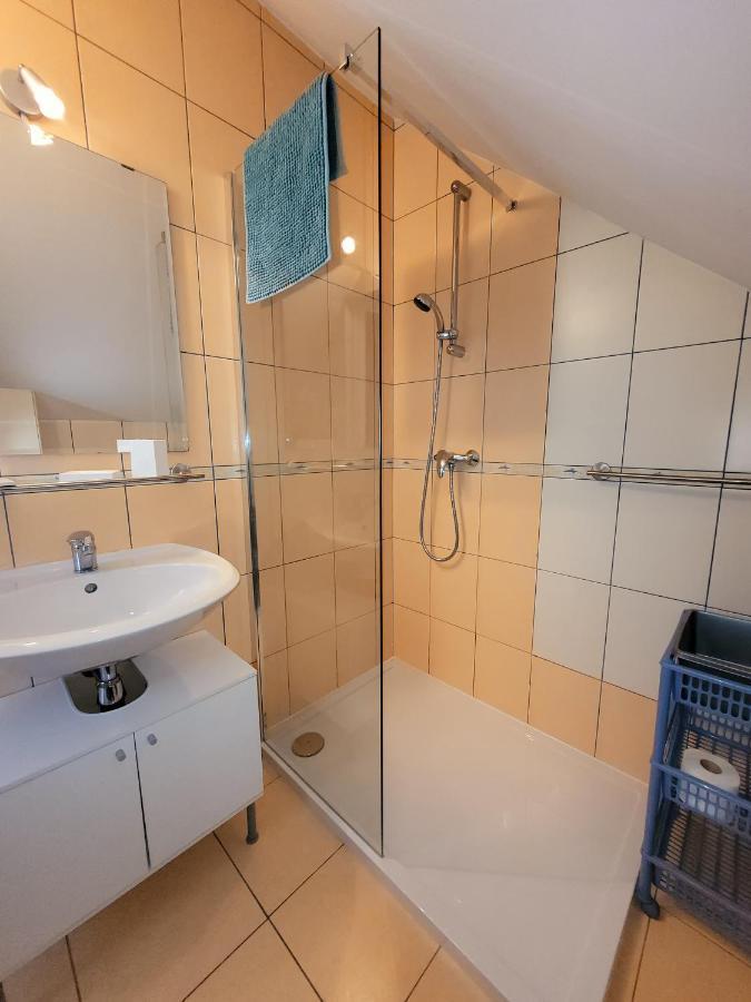 Iwona Pokoje Apartamenty Karwia Dış mekan fotoğraf