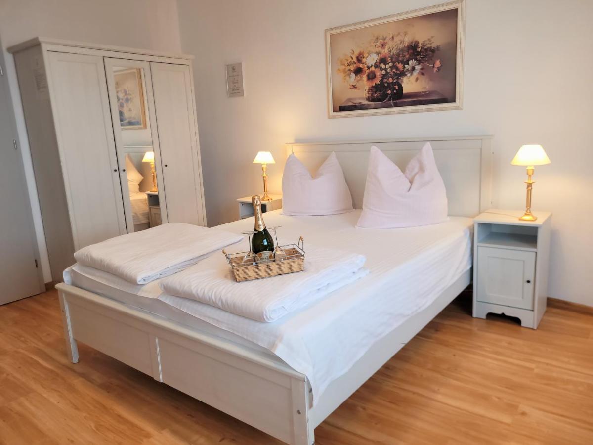 Iwona Pokoje Apartamenty Karwia Dış mekan fotoğraf