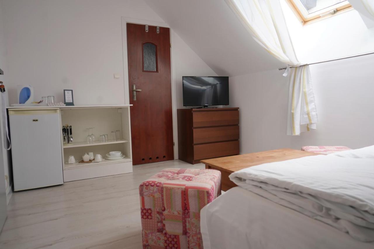 Iwona Pokoje Apartamenty Karwia Dış mekan fotoğraf