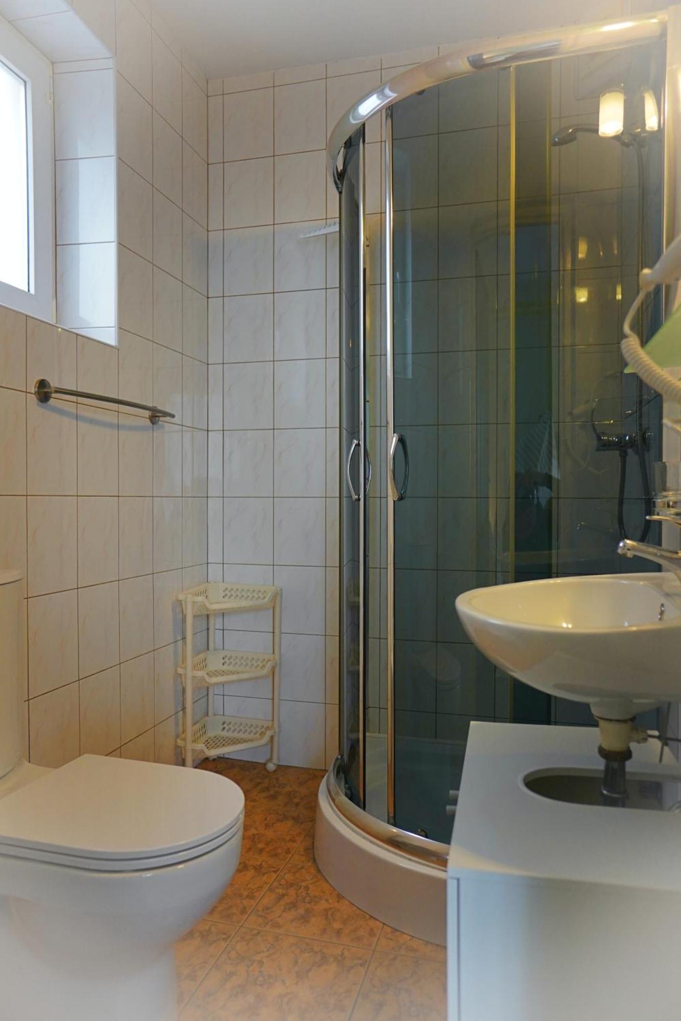 Iwona Pokoje Apartamenty Karwia Oda fotoğraf